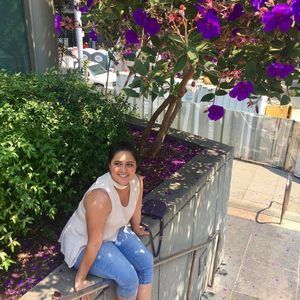 Meet your Posher, Laura